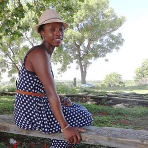 Meet your Posher, Leah